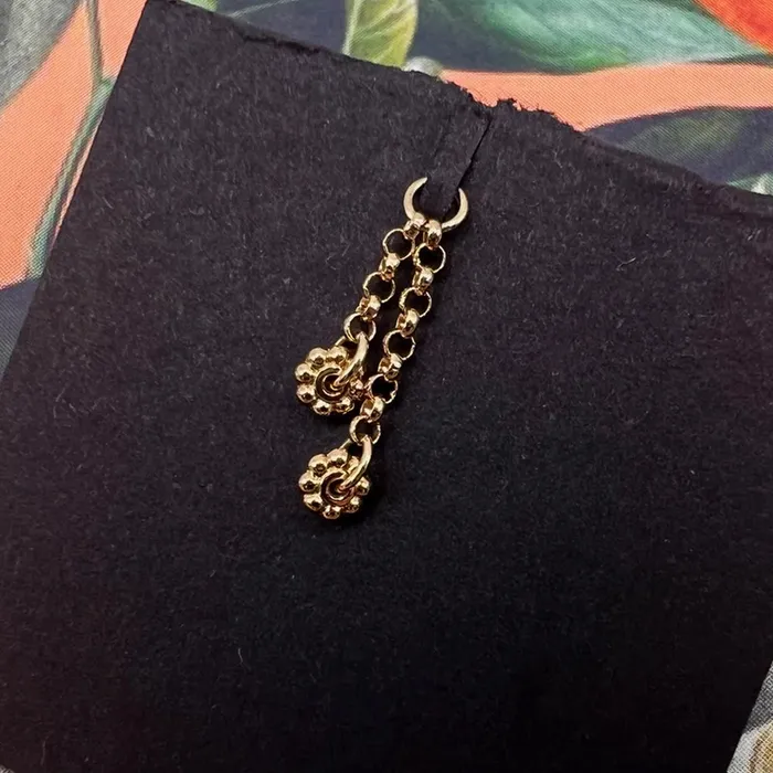 Hialeah Fine Jewelry Earrings Flower Child Chain Charm in Gold