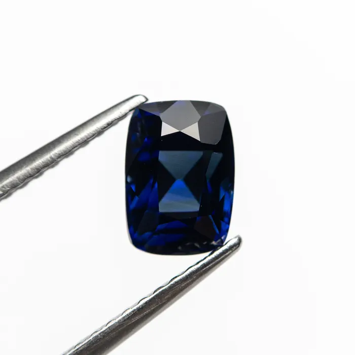 151ct 706x504x455mm Cushion Brilliant Sapphire 2202801 Misfit Gems Earrings
