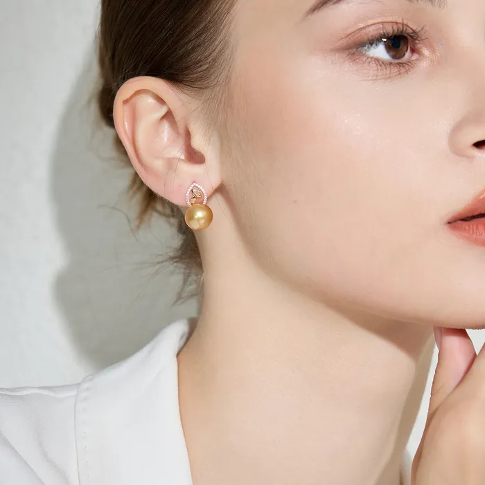 Earrings Pearly Lustre 18K Solid Gold South Sea Golden Pearl Stud Earrings KE00127