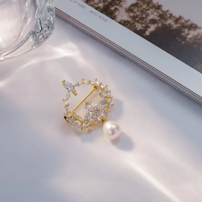 Elegant Freshwater Pearl Brooch WC00037 Pearly Lustre Earrings