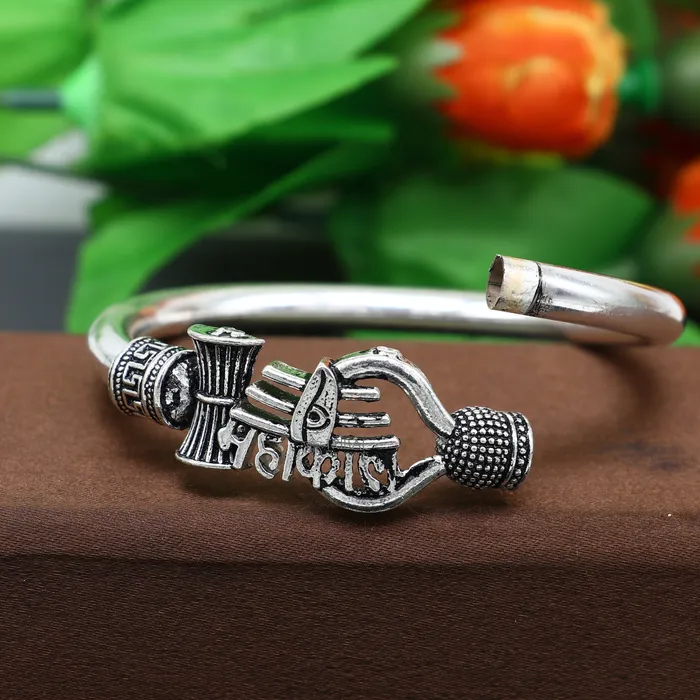 Handmade Sterling silver Lord Shiva Trident Kada Mahakal bracelet Rudraksh bracelet customized babhubali bangle kada giftig jewelry nsk697 TRIBAL ORNAMENTS Bracelets Handmade Sterling silver Lord Shiva Trident Kada Mahakal bracelet Rudraksh bracelet customized babhubali bangle kada giftig jewelry nsk697 TRIBAL ORNAMENTS Bracelets