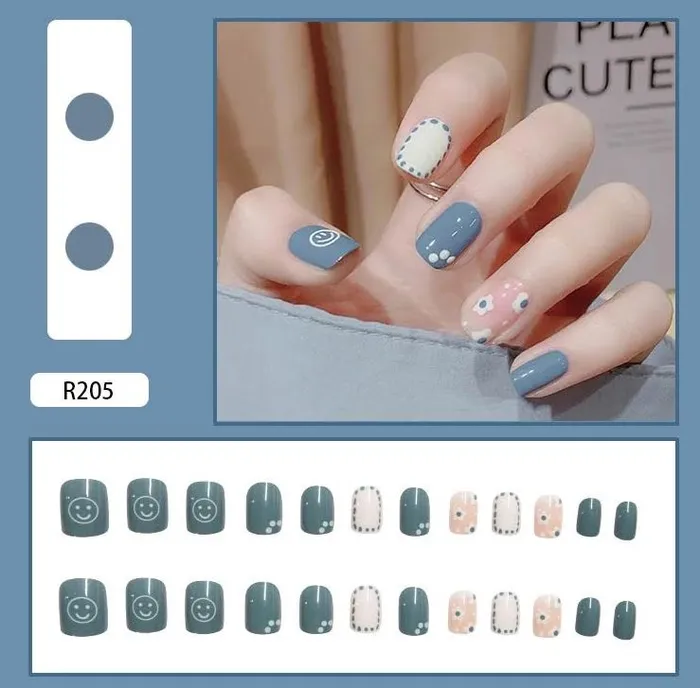 NS290 Long Press On Nails 24 Pieces R205 Polly Earrings