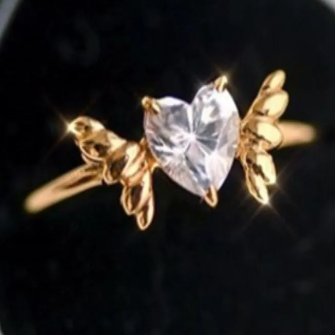 Rings POLLY R218 Gold Wings Gemstone Heart Ring