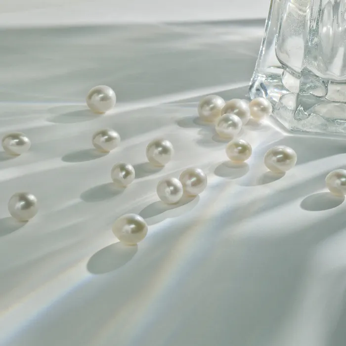 Top Grade Drop Shape Australian White South Sea Pearl WA00058 Pearly Lustre Earrings