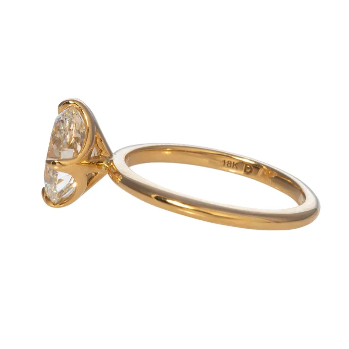 2ct I SI1 Oval Diamond Solitaire 18K Yellow Gold Engagement Ring Croghans Rings