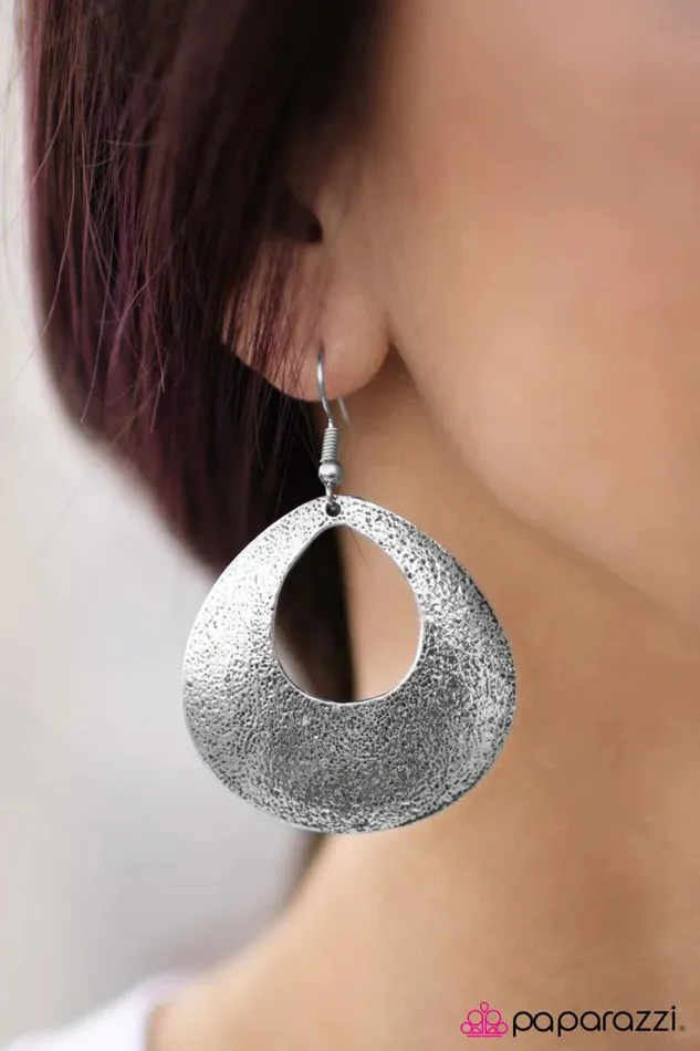 Earrings Paparazzi Earring The DRIP Tide Silver Paparazzi Jewelry