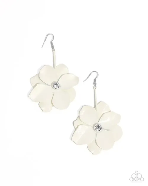 Earrings Paparazzi Jewelry Paparazzi Earring Generous Glisten
