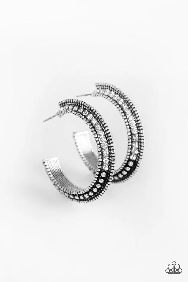 Earrings Paparazzi Jewelry Paparazzi Earring Retro Reverberation White