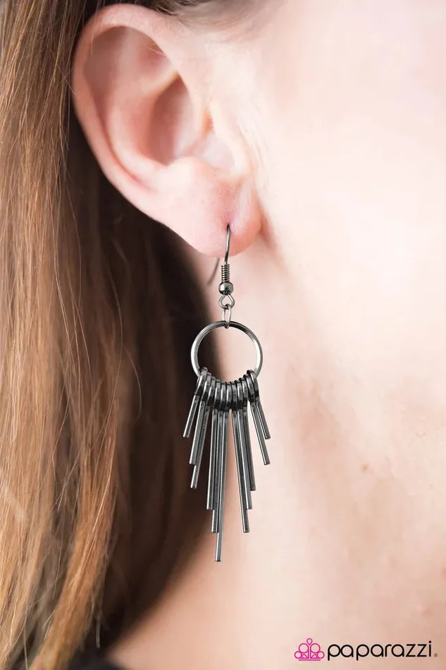 Earrings Paparazzi Jewelry Paparazzi Earring Still Shining Black