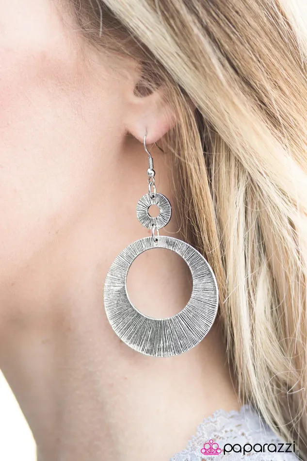 Earrings Paparazzi Jewelry Paparazzi Earring Winner Shimmer Silver