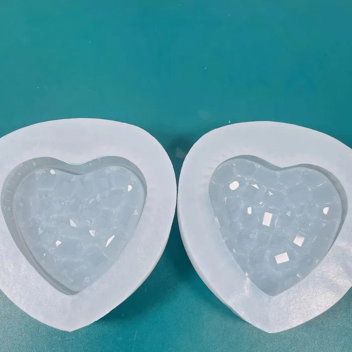 Necklaces IntoResin Handmade Diamond Heart Storage Box Resin Mold