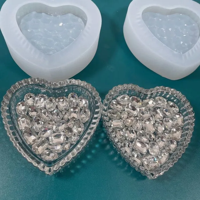 Necklaces IntoResin Handmade Diamond Heart Storage Box Resin Mold