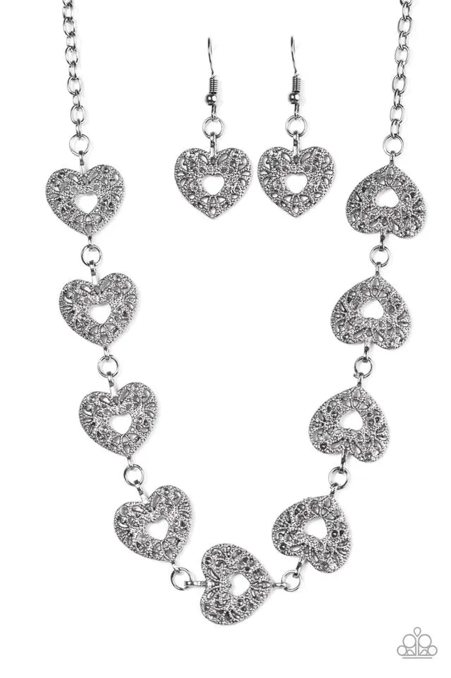 Necklaces Paparazzi Jewelry Paparazzi Necklace Hearts Harmony Black