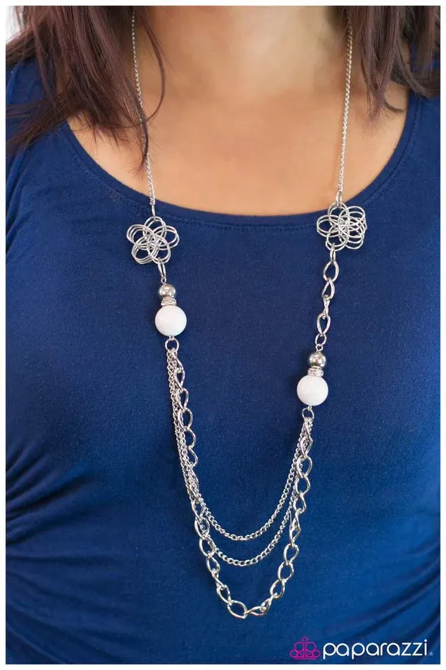 Necklaces Paparazzi Jewelry Paparazzi Necklace Truly Madly Deeply White