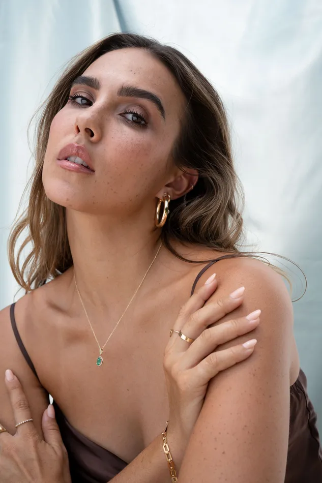 Necklaces RG 14k Oval Emerald Necklace