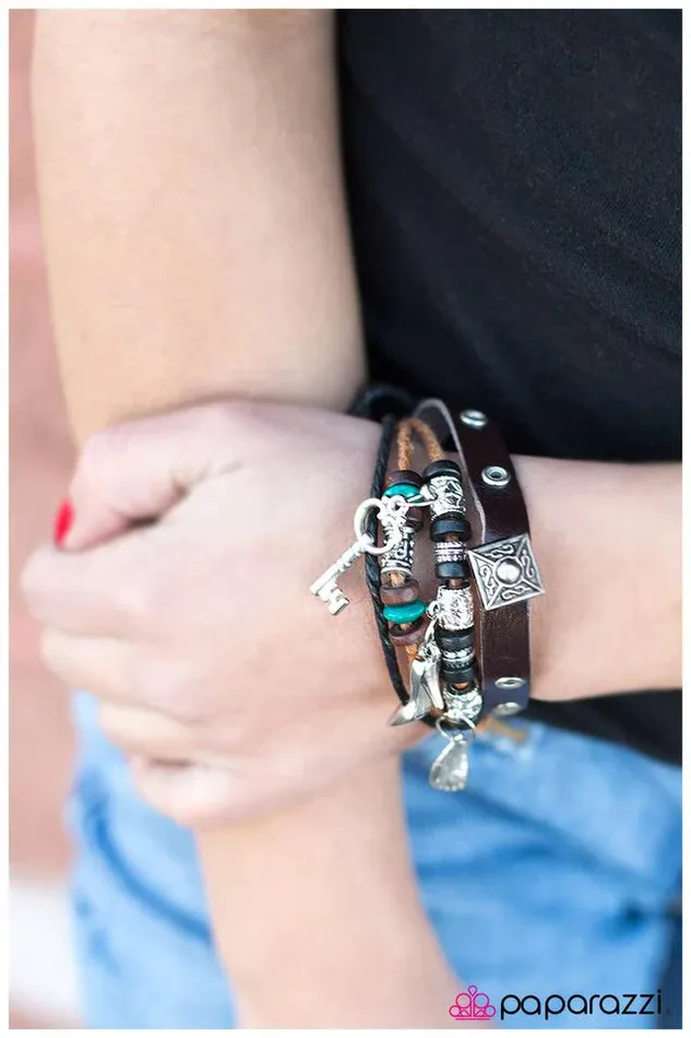 Paparazzi Bracelet Dig In Your Heels Blue Paparazzi Jewelry Bracelets