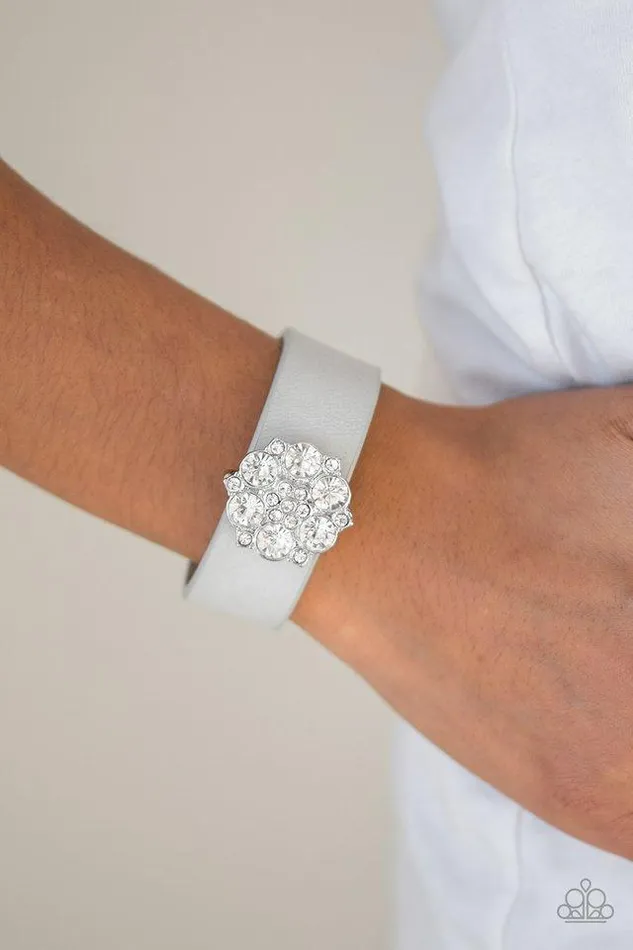 Paparazzi Bracelet ShowStopper Silver Paparazzi Jewelry Bracelets Paparazzi Bracelet ShowStopper Silver Paparazzi Jewelry Bracelets