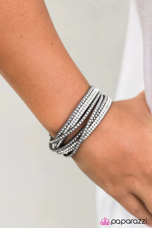 Paparazzi Bracelet Slim Pickings Silver Paparazzi Jewelry Bracelets