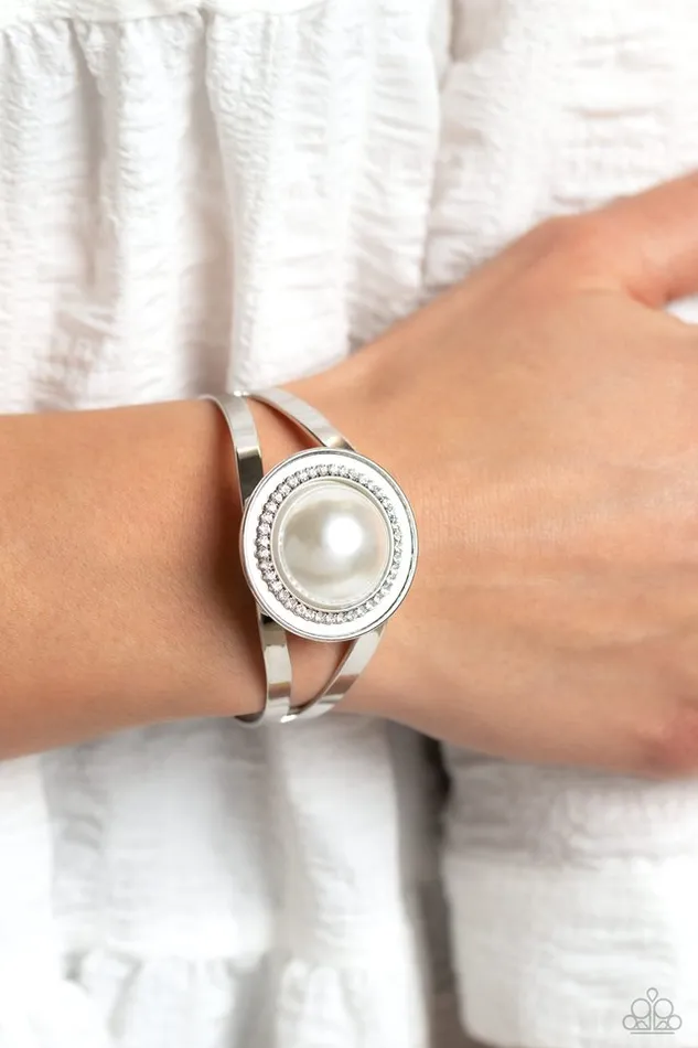 Paparazzi Jewelry Bracelets Paparazzi Bracelet Put On The GLITZ White