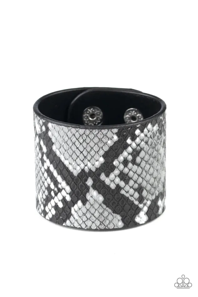 Paparazzi Jewelry Bracelets Paparazzi Bracelet The Rest Is HISStory Silver