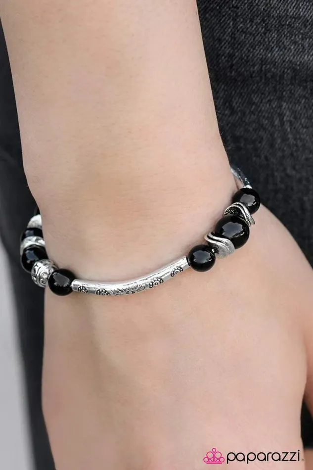 Paparazzi Jewelry Bracelets Paparazzi Bracelet Waltz Of The Flowers Black