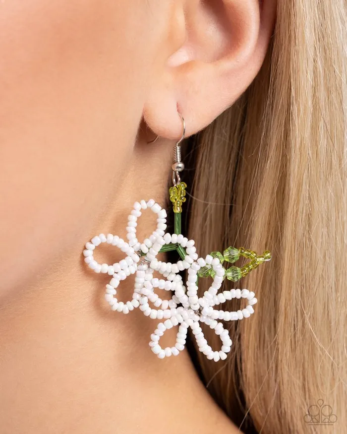 Paparazzi Jewelry Earrings Paparazzi Earring Beaded Blooms White