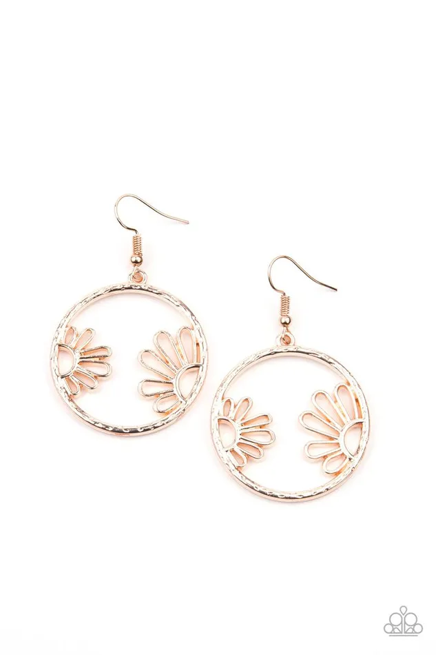 Paparazzi Jewelry Earrings Paparazzi Earring Demurely Daisy Rose Gold Paparazzi Jewelry Earrings Paparazzi Earring Demurely Daisy Rose Gold