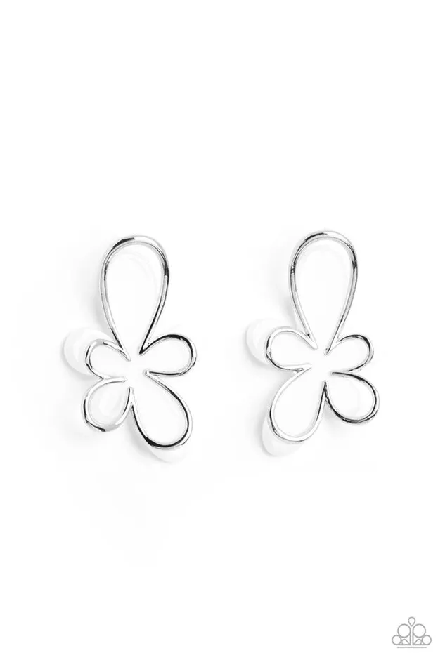 Paparazzi Jewelry Earrings Paparazzi Earring Glimmering Gardens White