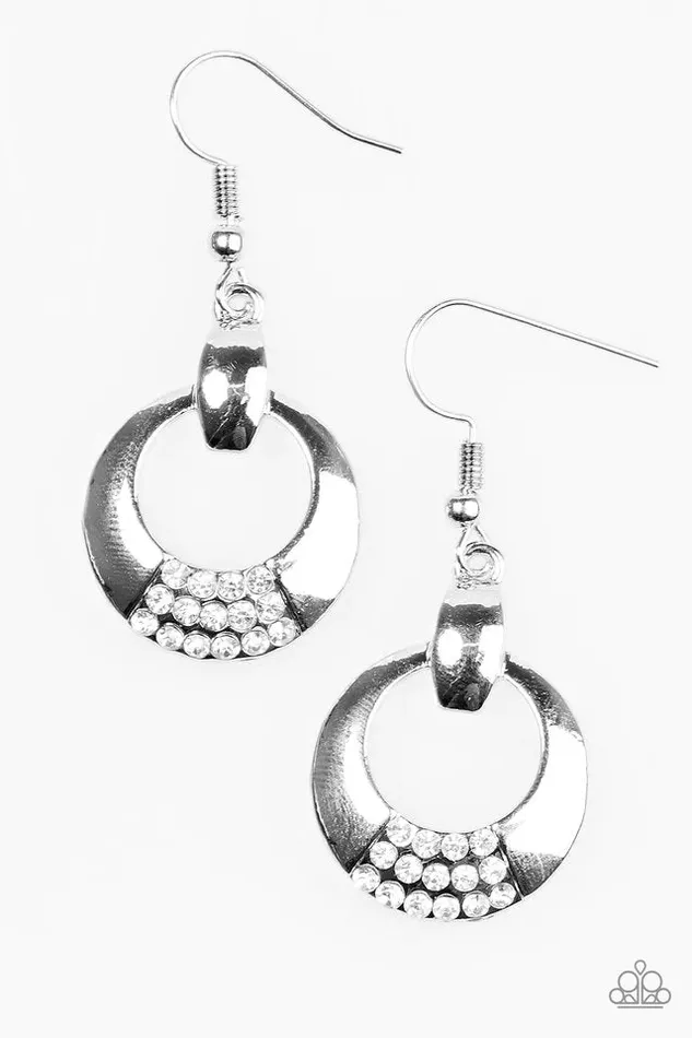 Paparazzi Jewelry Earrings Paparazzi Earring Glitter and Glam White