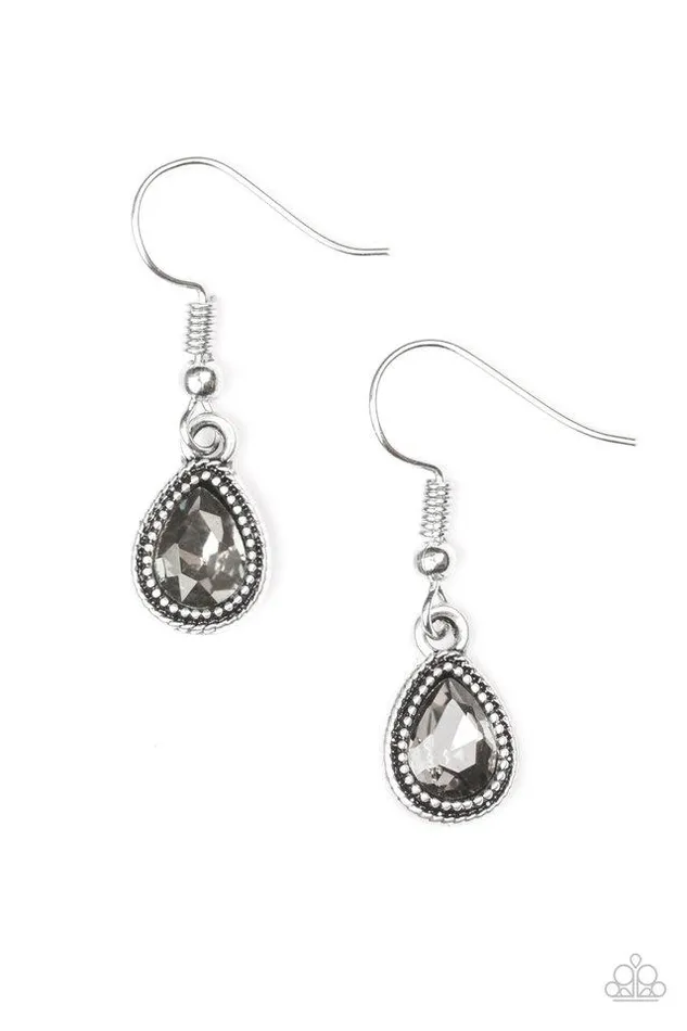 Paparazzi Jewelry Earrings Paparazzi Earring Princess Priority Silver