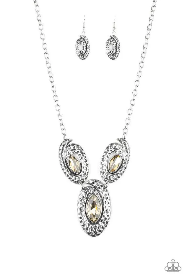 Paparazzi Jewelry Necklaces Paparazzi Necklace Metro Mystique Brown