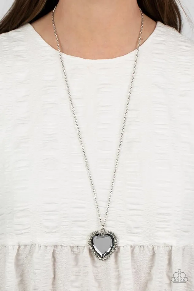 Paparazzi Jewelry Necklaces Paparazzi Necklace Prismatically Twitterpated Silver