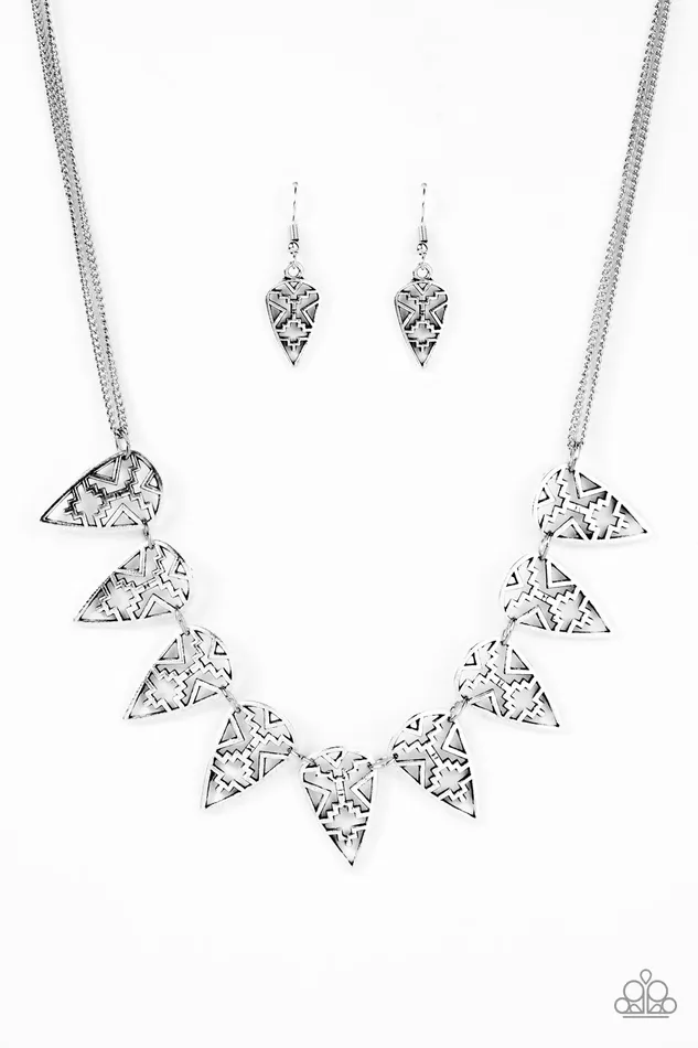 Paparazzi Jewelry Necklaces Paparazzi Necklace Triassic Triumph Silver