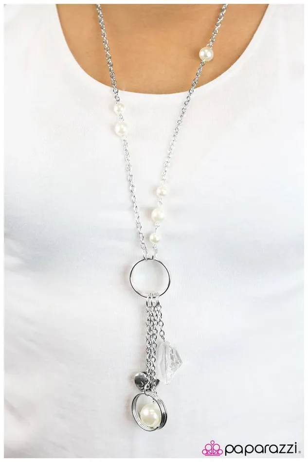 Paparazzi Jewelry Necklaces Paparazzi Necklace Worked Like a Charm White