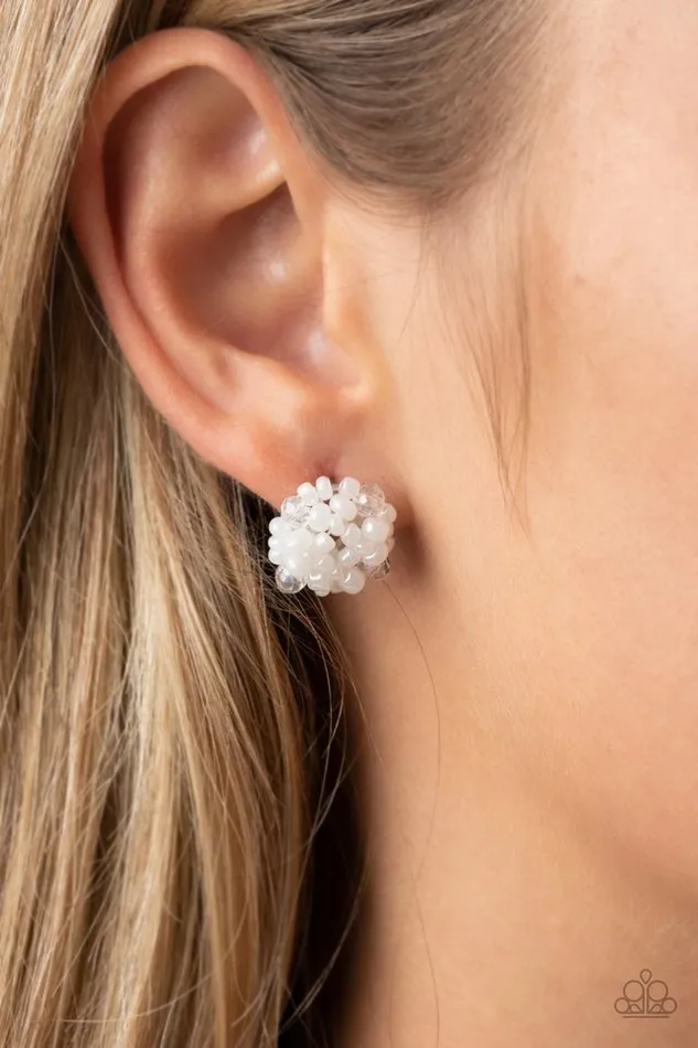 Paparazzi Jewelry Paparazzi Earring Bunches of Bubbly White Earrings