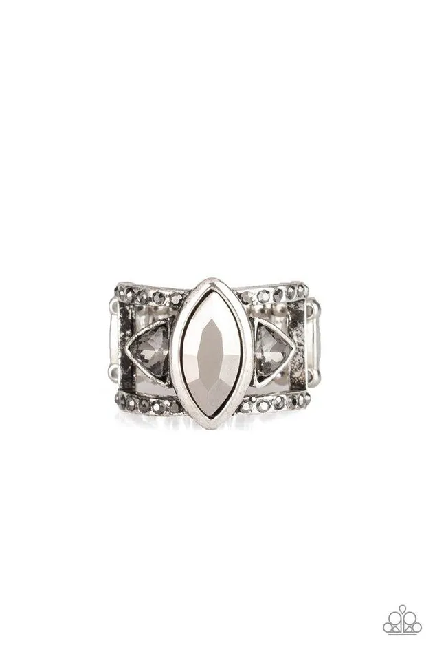 Paparazzi Jewelry Paparazzi Ring Major Majestic Silver Rings