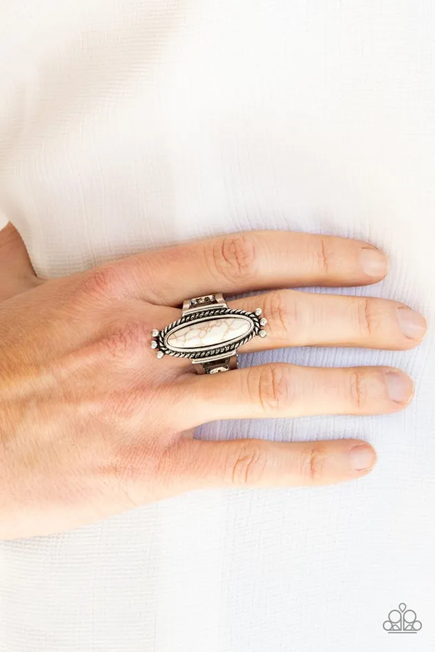 Paparazzi Jewelry Rings Paparazzi Ring Sahara Escape White