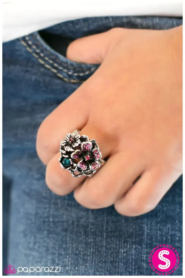 Paparazzi Ring Growing Apart Pink Paparazzi Jewelry Rings