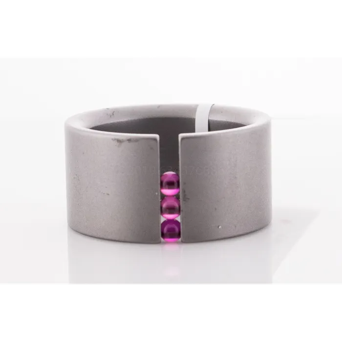 Rings Niessing Niessing Steel Ring with Synthetic Ruby Balls Size 575