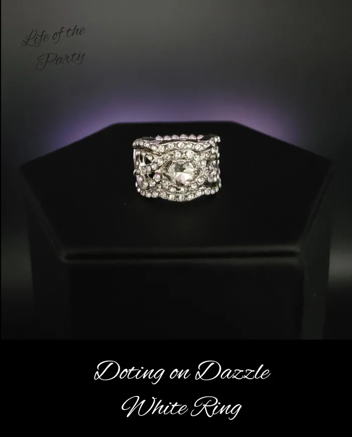 Rings Paparazzi Jewelry Paparazzi Ring Doting on Dazzle White
