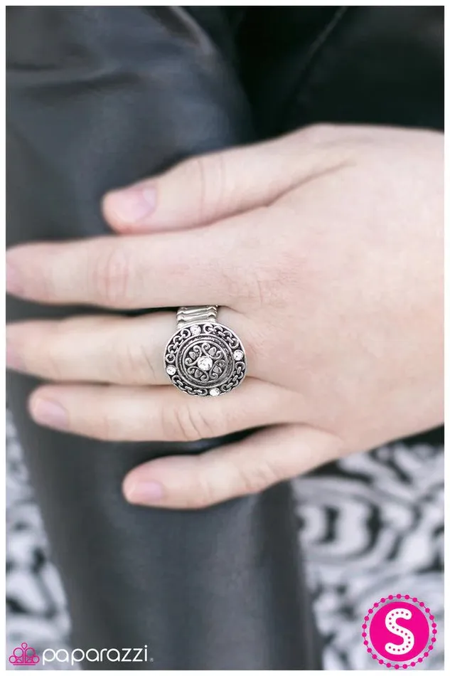 Rings Paparazzi Jewelry Paparazzi Ring My Moral Compass White