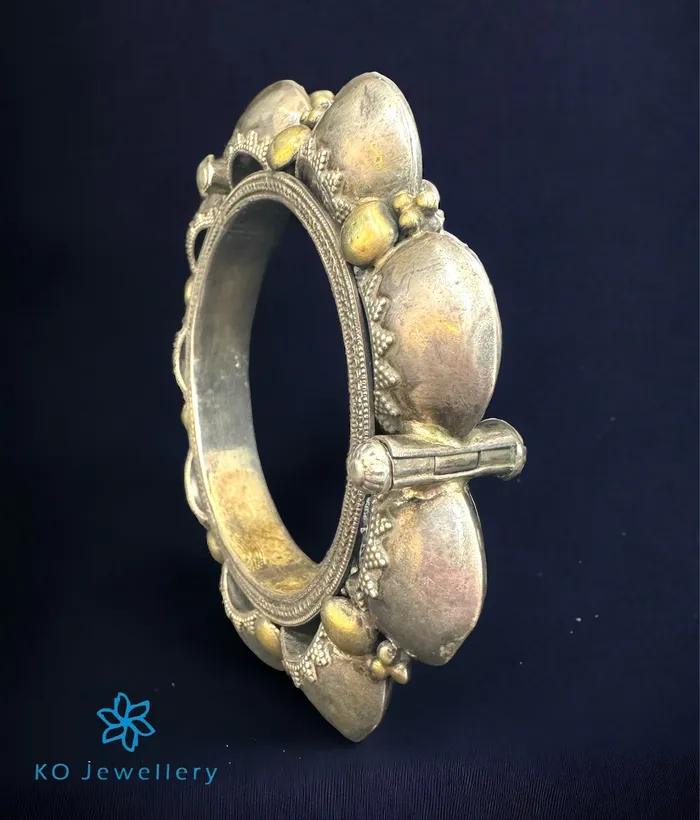 Bracelets Jaipur The Zinal Silver Antique Openable Bracelet Size 26