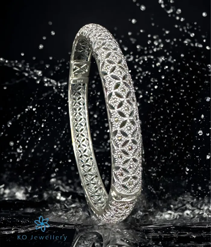 Bracelets The Intricate Silver Marcasite Openable Bracelet Free Size Marcasite