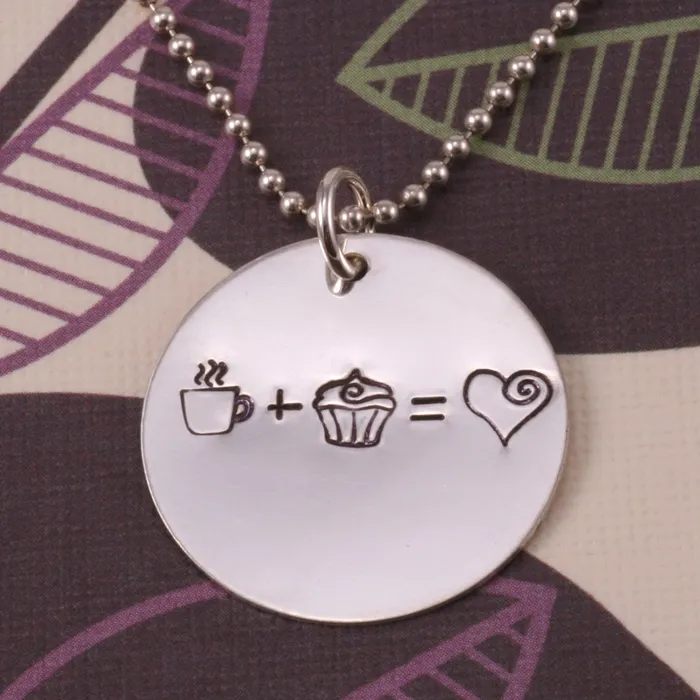 DS 14 Necklaces Heart with Spiral Metal Design Stamp 45mm Beaducation Original