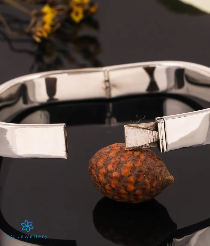 Imported Bracelets The Knight Silver Openable Bracelet