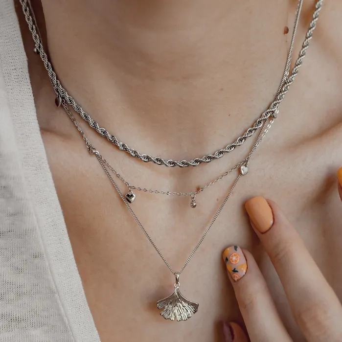 Necklaces Hey Happiness Thin Twist Chain Necklace Silver Necklaces Hey Happiness Thin Twist Chain Necklace Silver