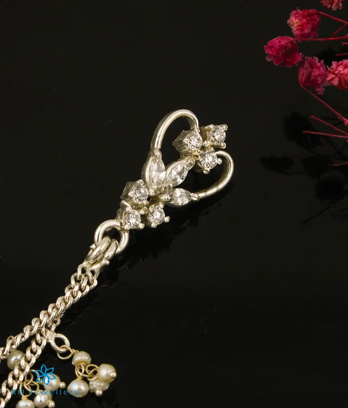 Rings Silversmith The Yuvraj Silver Pearl Brooch GreenBright Silver