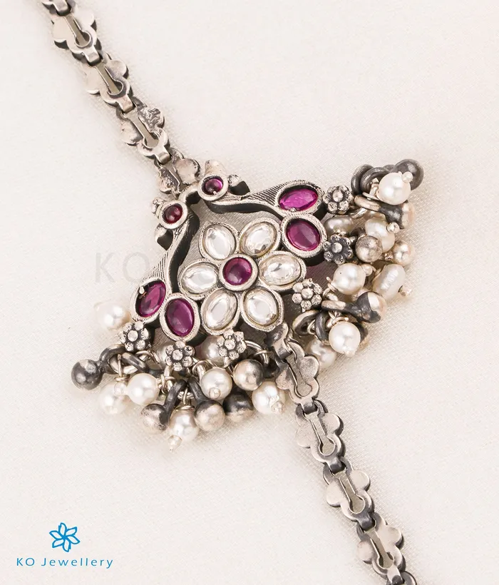 Silversmith Necklaces The Yadhunandana Silver Krishna Nakkasi Necklace