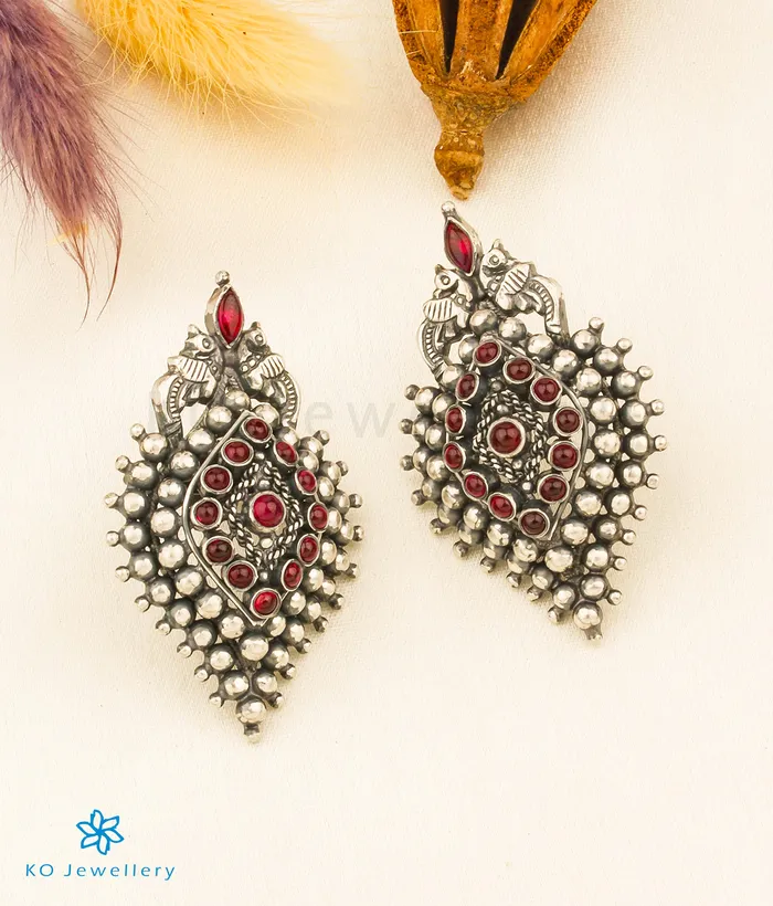 The Dvikarani Silver Pendant Set OxidisedThin Chain Silversmith Necklaces