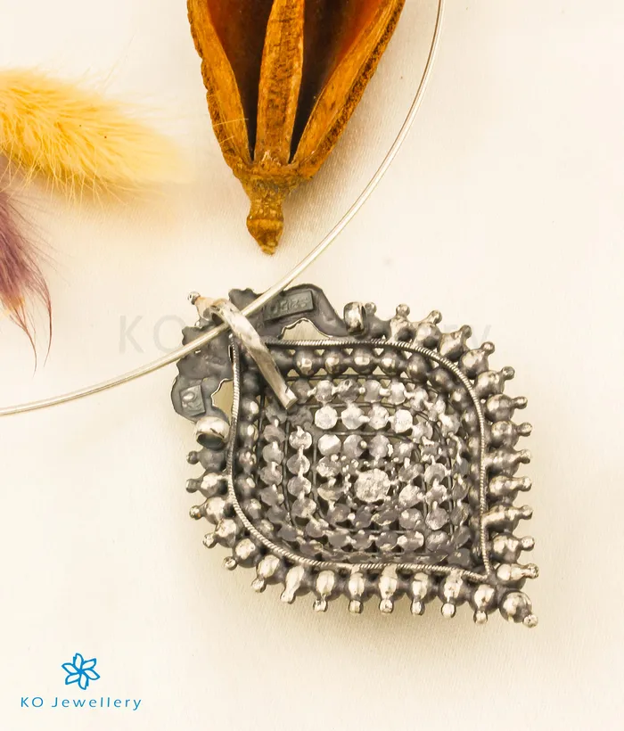 The Dvikarani Silver Pendant Set OxidisedThin Chain Silversmith Necklaces